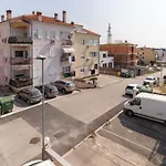 Apartments Anamarija
